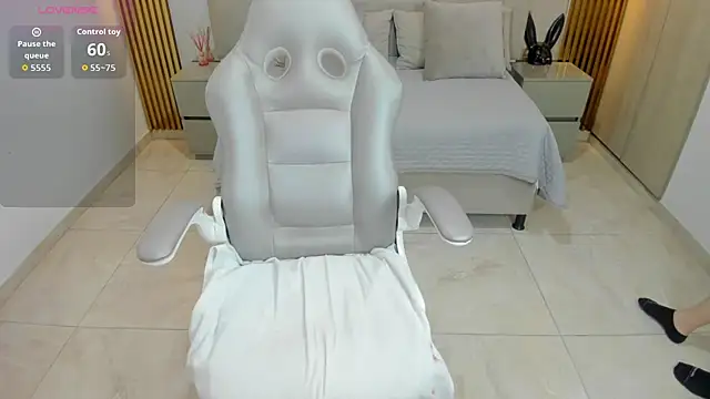 Keisha jalal online show from 2, 12, 2025