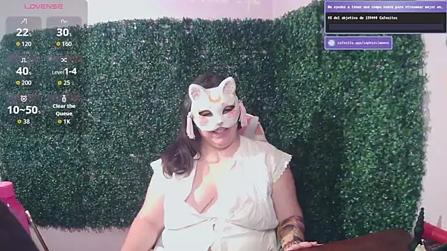 Snapshot of SophieSimmons_ chatting on 5, 10, 2025 SophieSimmons online show from 5, 10, 2025