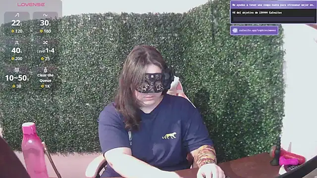 Snapshot of SophieSimmons_ chatting on 28, 9, 2025 SophieSimmons online show from 28, 9, 2025
