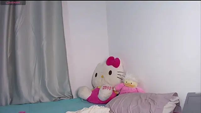 dulceangel   online show from 12, 11, 2025