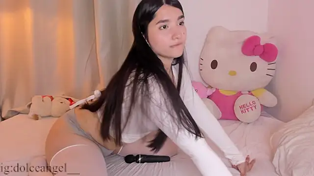 dulceangel   online show from 28, 6, 2026