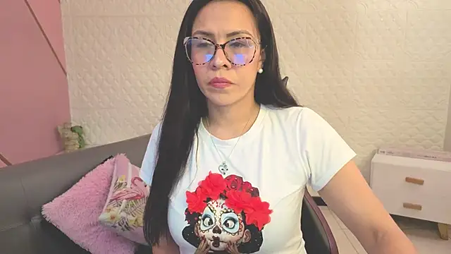 Snapshot of Eva_mermaid chatting on 4, 6, 2026 Eva mermaid online show from 4, 6, 2026