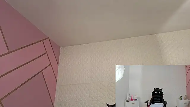 Eva mermaid online show from 31, 3, 2026