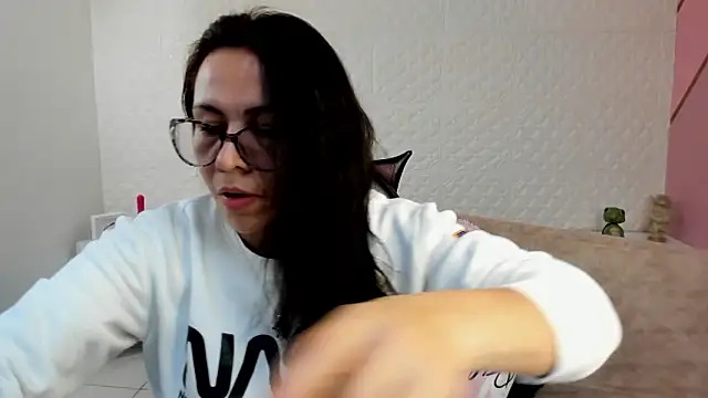 Eva mermaid online show from 6, 3, 2026