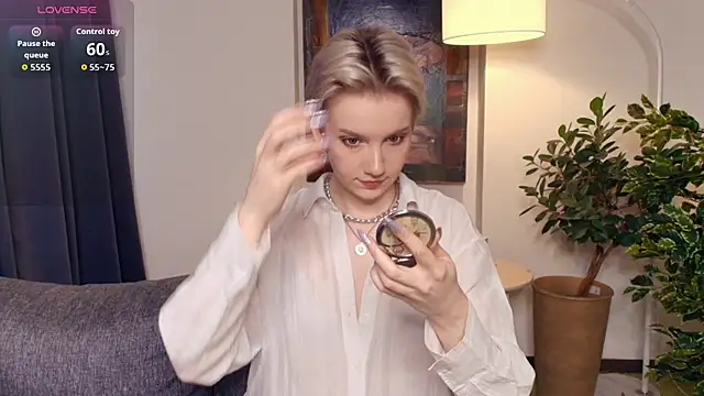 Snapshot of OdelynaAsp chatting on 23, 11, 2025 OdelynaAsp online show from 23, 11, 2025