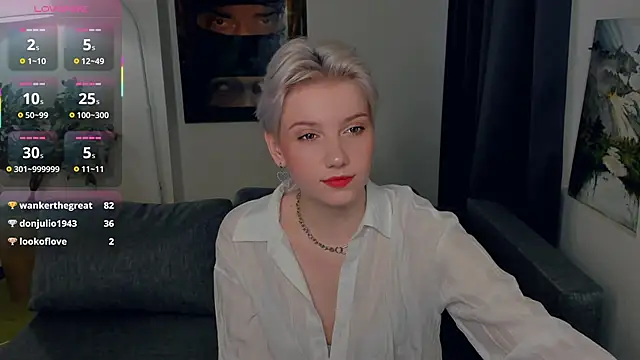 Snapshot of OdelynaAsp chatting on 11, 10, 2025 OdelynaAsp online show from 11, 10, 2025