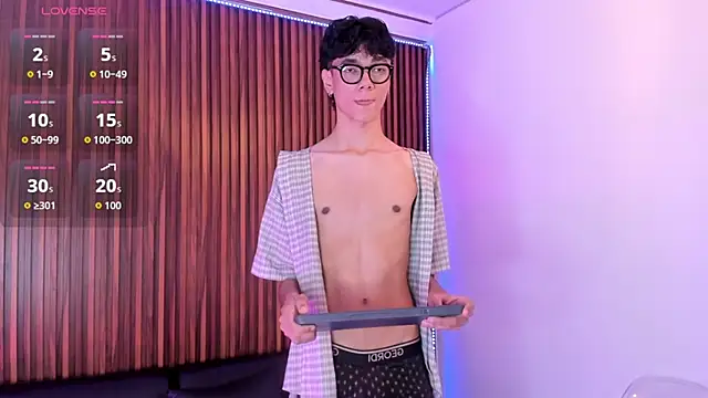 Snapshot of Phillicious__ chatting on 13, 1, 2026 Phillicious online show from 13, 1, 2026