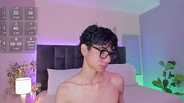 Snapshot of Phillicious__ chatting on 14, 12, 2025 Phillicious online show from 14, 12, 2025