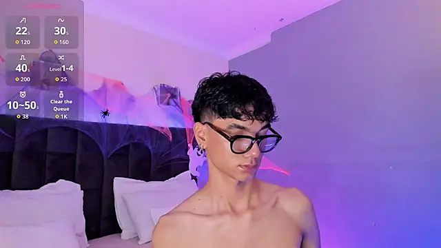 Snapshot of Phillicious__ chatting on 22, 10, 2025 Phillicious online show from 22, 10, 2025