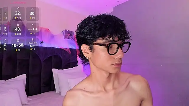 Snapshot of Phillicious__ chatting on 18, 10, 2025 Phillicious online show from 18, 10, 2025