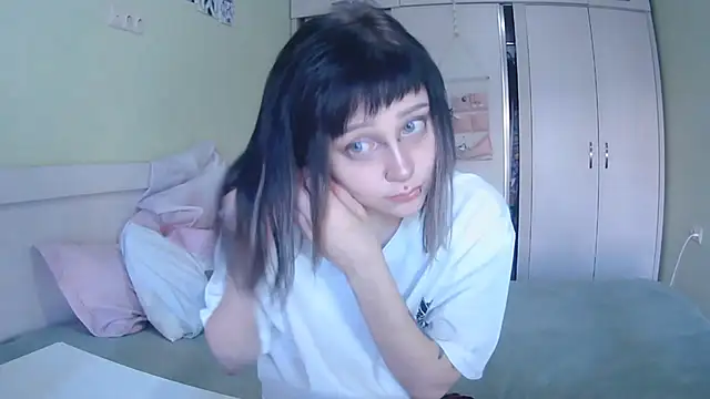 SineKiraReal online show from 23, 9, 2025