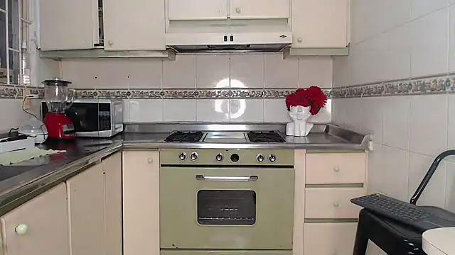 salma falcon online show from 11, 10, 2025