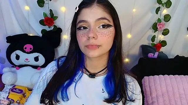 cutee andrea online show from 22, 4, 2026