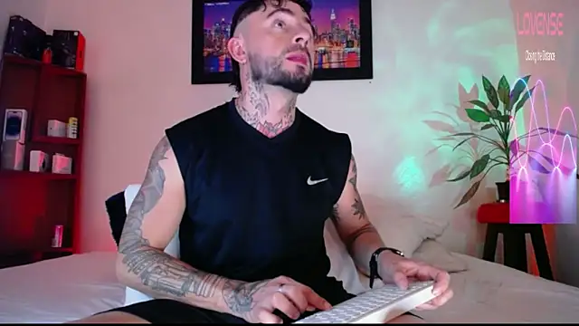 Edwardjonnes online show from 16, 4, 2026