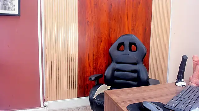 KhateAndersson online show from 23, 10, 2025