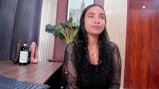 KhateAndersson online show from 19, 2, 2026