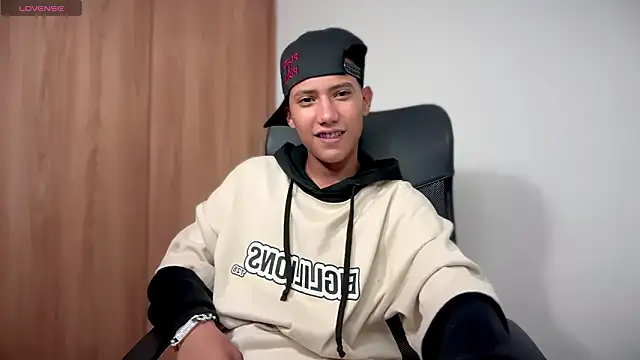 Toy boy777 online show from 9, 2, 2026