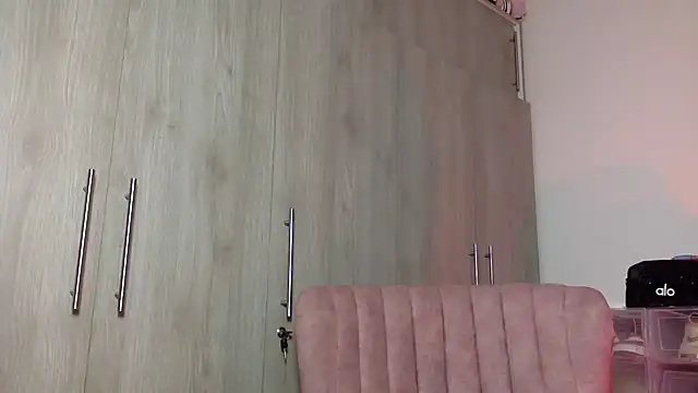 Snapshot of Tanit_Mora chatting on 16, 11, 2025 Tanit Mora online show from 16, 11, 2025