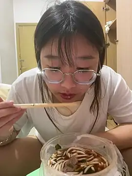 sisi-maiden online show from 25, 3, 2026