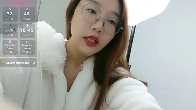 sisi-maiden online show from 8, 11, 2025