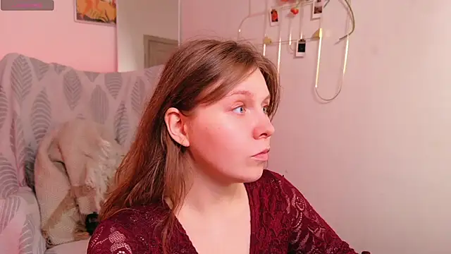 Snapshot of Sense_Of_Rosemary chatting on 20, 6, 2026 Sense Of Rosemary online show from 20, 6, 2026