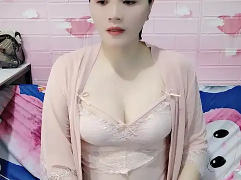 Snapshot of Miu_9117 chatting on 20, 9, 2025 Miu 9117 online show from 20, 9, 2025