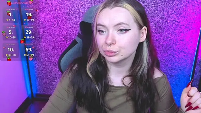 Snapshot of SadPotato_ chatting on 19, 9, 2025 SadPotato online show from 19, 9, 2025