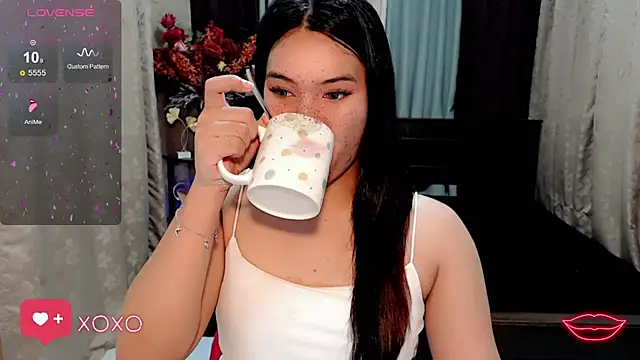 IamRaeganDolls69 online show from 27, 11, 2025