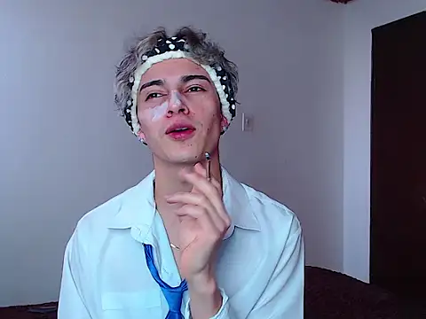 john vichenso online show from 31, 10, 2025