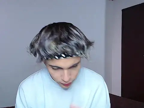 john vichenso online show from 4, 11, 2025