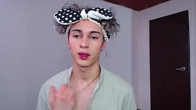 john vichenso online show from 1, 12, 2025