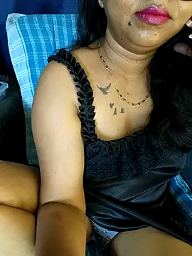 Sexy juhee online show from 2, 4, 2026