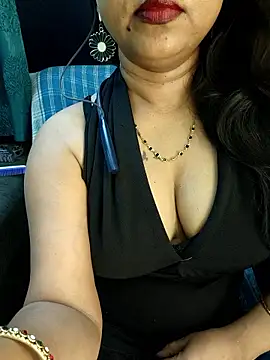 Sexy juhee online show from 17, 5, 2026
