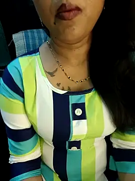 Sexy juhee online show from 20, 4, 2026