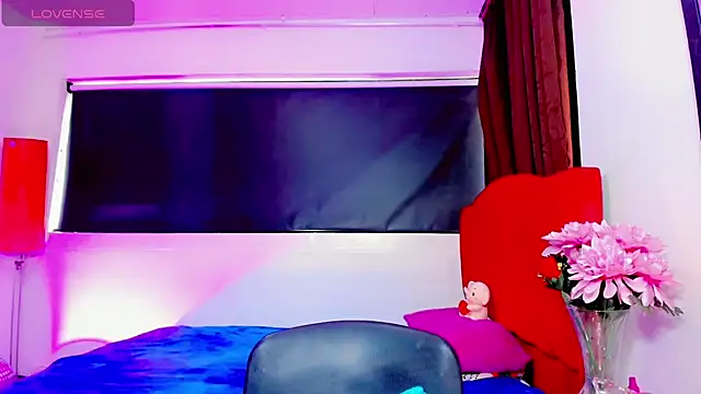 Snapshot of Britany_montiel chatting on 8, 7, 2026 Britany montiel online show from 8, 7, 2026