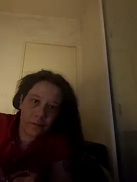 zeousseelphie online show from 28, 4, 2026