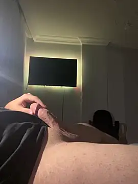 Erenn9972 online show from 19, 9, 2025