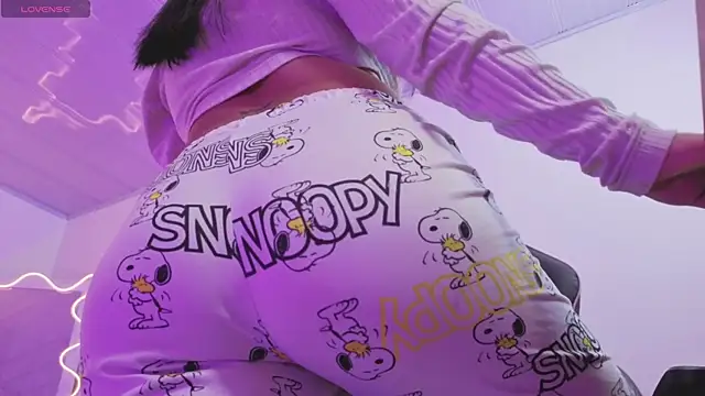 ZURY TAY online show from 19, 12, 2025