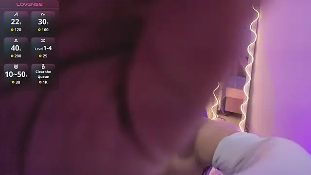 ZURY TAY online show from 29, 3, 2026