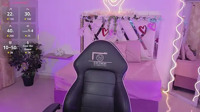 ZURY TAY online show from 9, 11, 2025