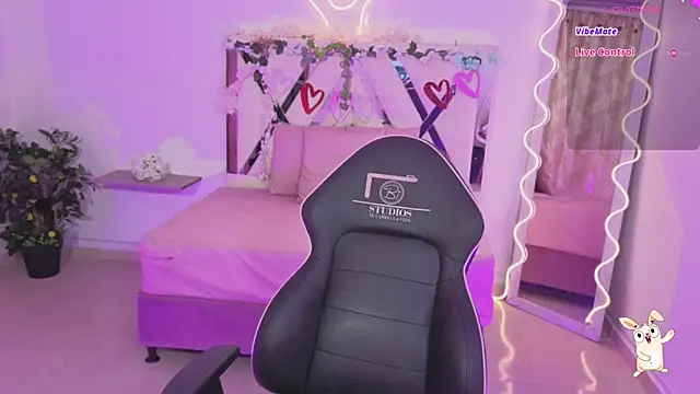 ZURY TAY online show from 27, 11, 2025