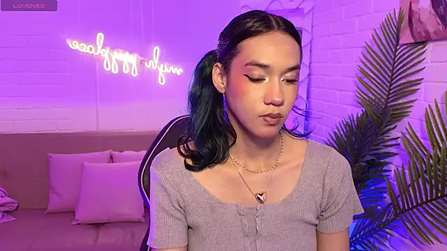 Snapshot of artemiss_tay chatting on 11, 11, 2025 artemiss tay online show from 11, 11, 2025