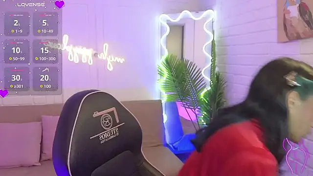 Snapshot of artemiss_tay chatting on 11, 10, 2025 artemiss tay online show from 11, 10, 2025