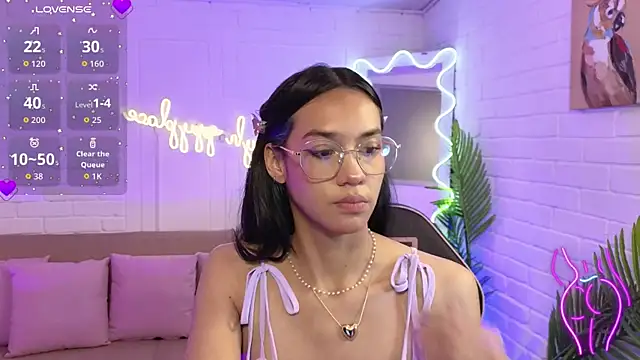 Snapshot of artemiss_tay chatting on 1, 11, 2025 artemiss tay online show from 1, 11, 2025