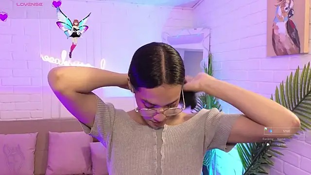 Snapshot of artemiss_tay chatting on 6, 11, 2025 artemiss tay online show from 6, 11, 2025