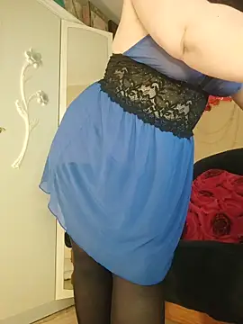 Snapshot of MIA_LO_VE chatting on 18, 4, 2026 MIA LO VE online show from 18, 4, 2026