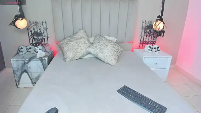 Dani rosse  online show from 27, 10, 2025