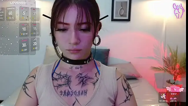 Snapshot of Evanss_lx chatting on 30, 11, 2025 Evanss lx online show from 30, 11, 2025