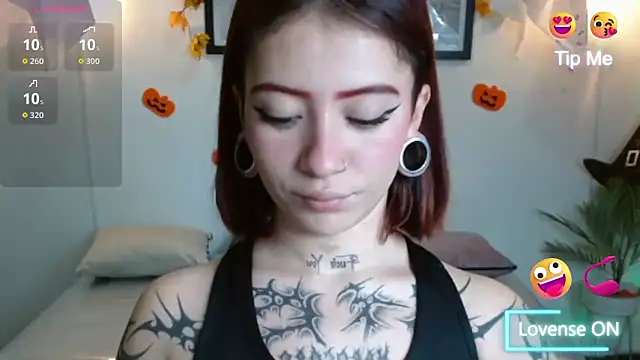 Snapshot of Evanss_lx chatting on 9, 10, 2025 Evanss lx online show from 9, 10, 2025