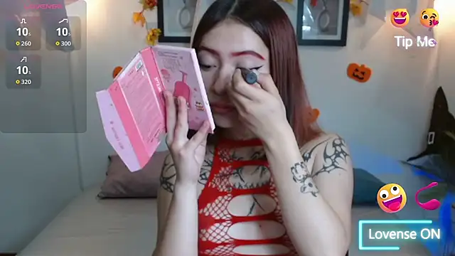 Snapshot of Evanss_lx chatting on 15, 10, 2025 Evanss lx online show from 15, 10, 2025